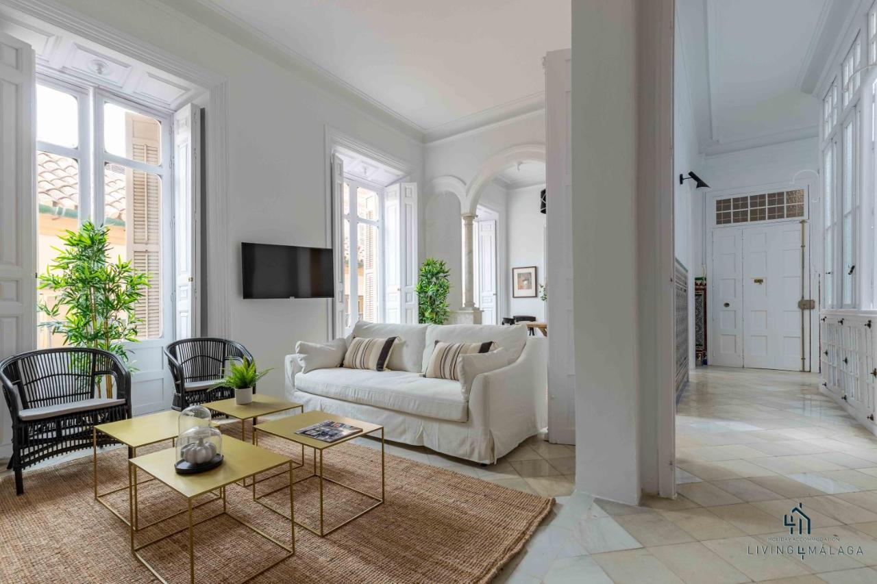 Апартаменты Living4Malaga Stylish Monroy Экстерьер фото
