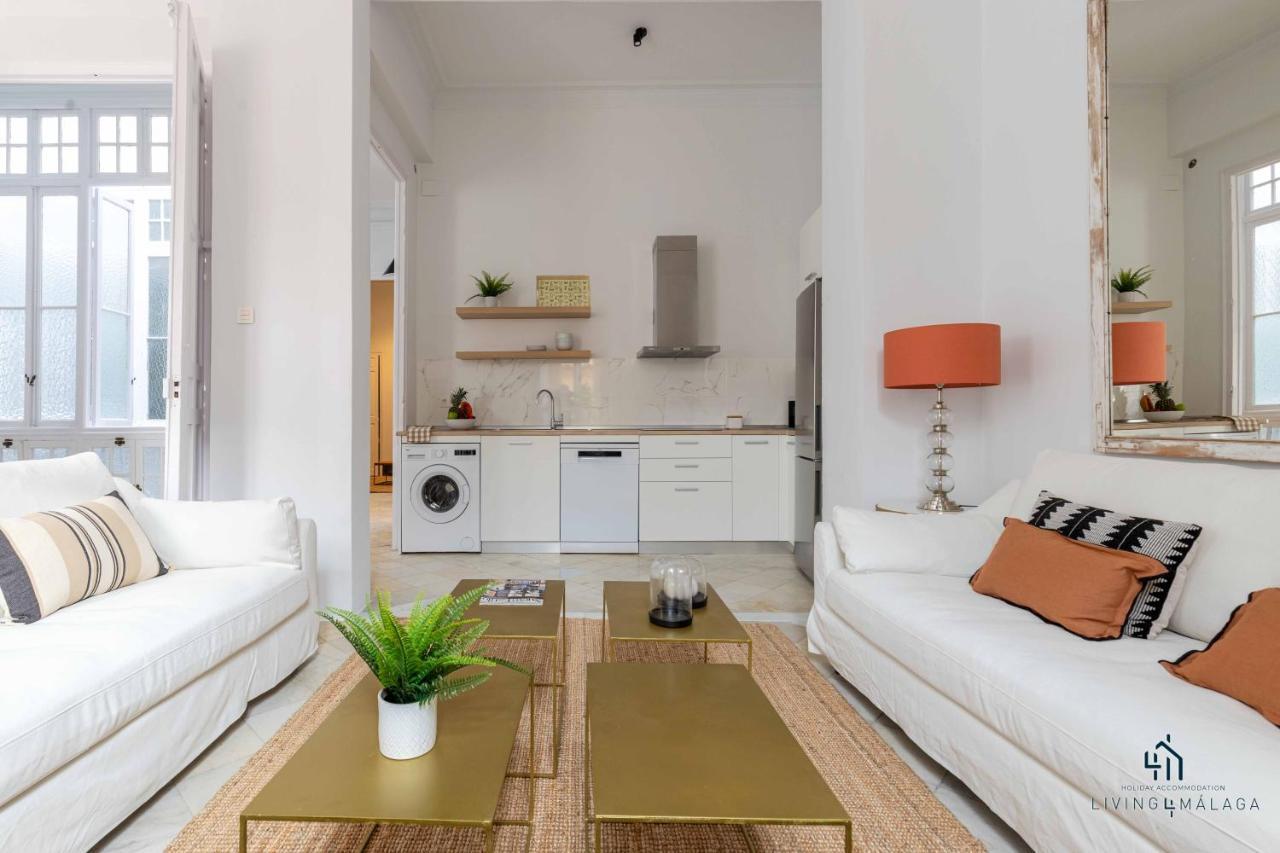 Апартаменты Living4Malaga Stylish Monroy Экстерьер фото